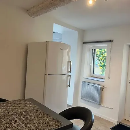 De Caractere Apartman